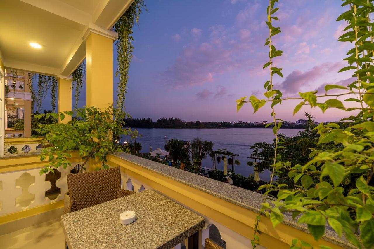 Waterfront Hoi An Resort Bagian luar foto