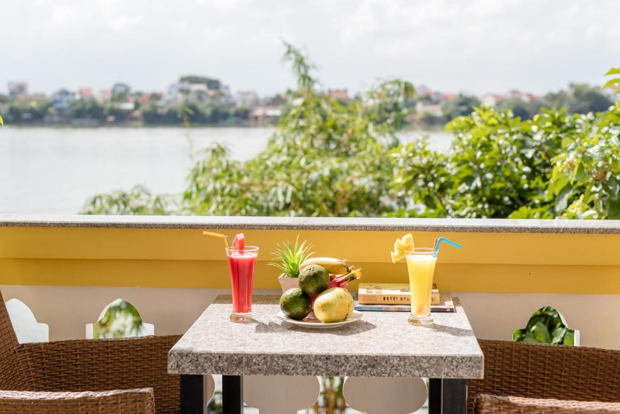 Waterfront Hoi An Resort Bagian luar foto