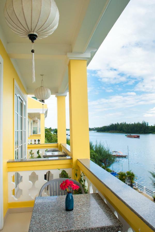 Waterfront Hoi An Resort Bagian luar foto