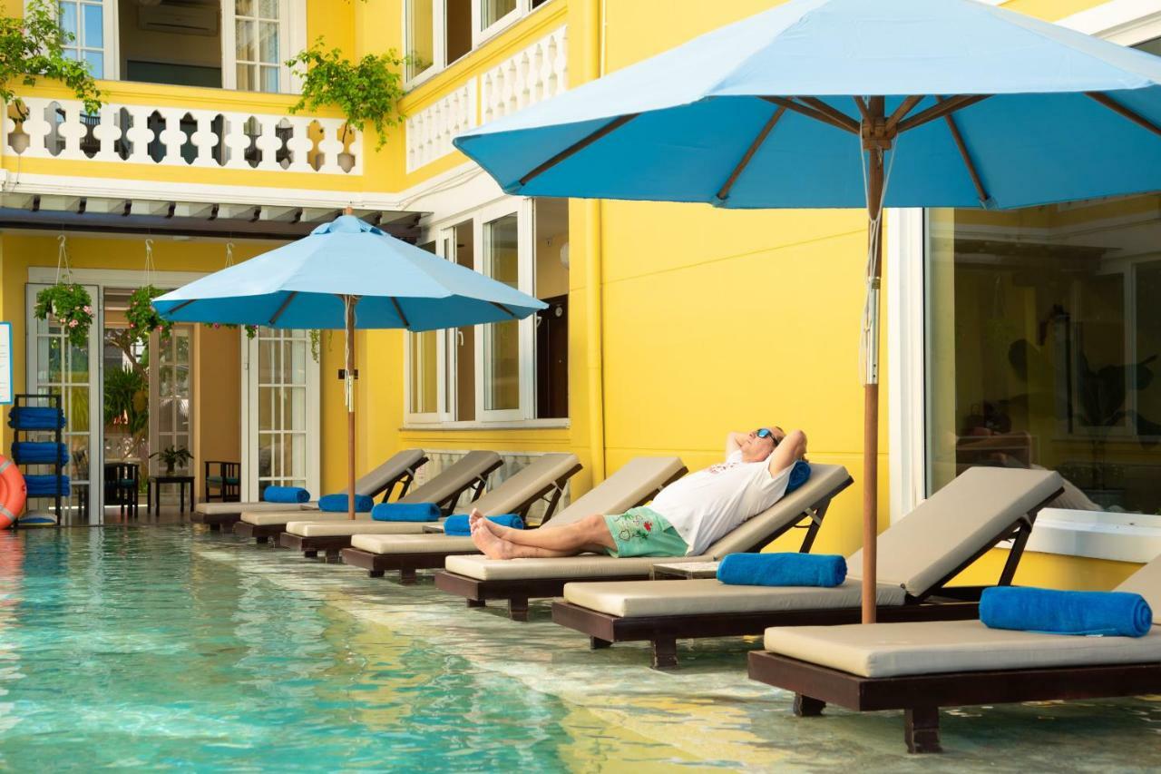 Waterfront Hoi An Resort Bagian luar foto